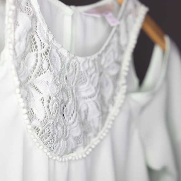 Decree Mint green cold shoulder blouse - Picture 3 of 4